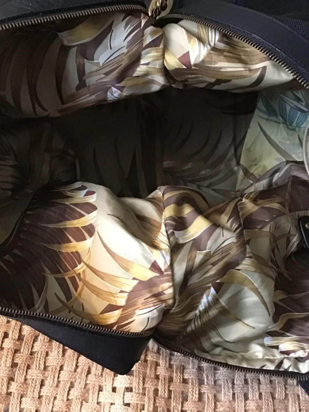 Tommy Bahama Leather Canvas Black travel bag - MINT CONDITION
